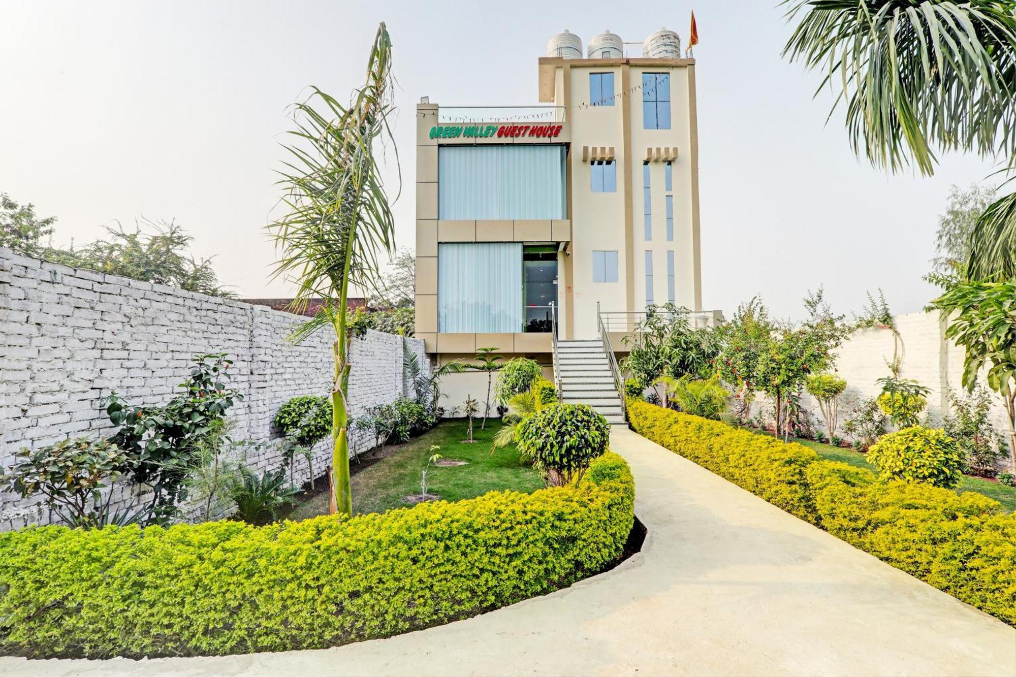 Oyo Green Valley Guest House Sultānpur Eksteriør bilde